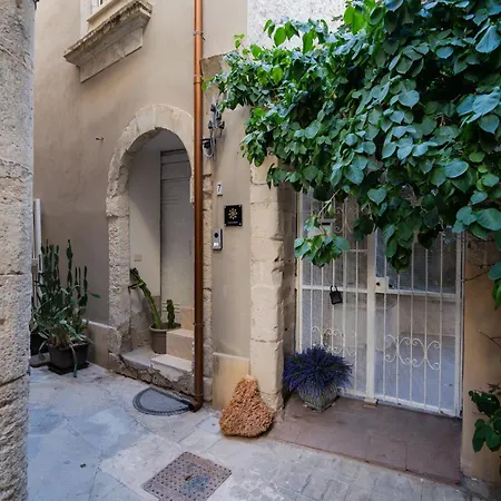 Apartman Naiadi Giudecca Szirakúza